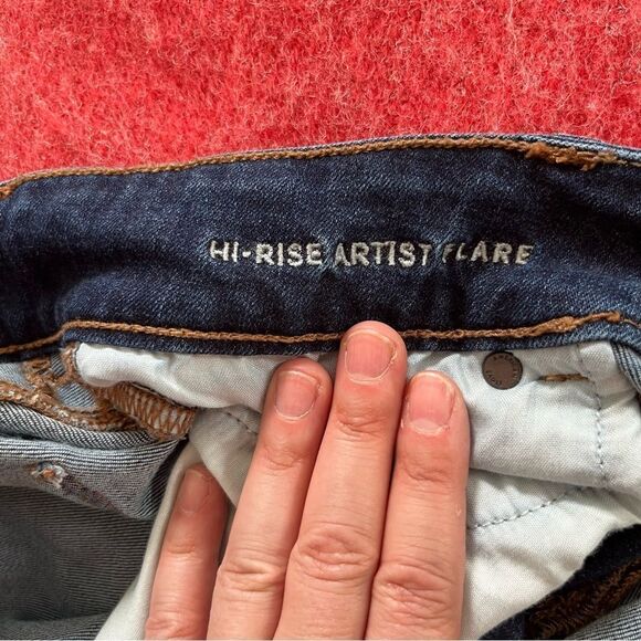 American Eagle Dark Wash Super Stretch Hi-Rise Artist Flare Denim Short Jeans - Picture 10 of 14